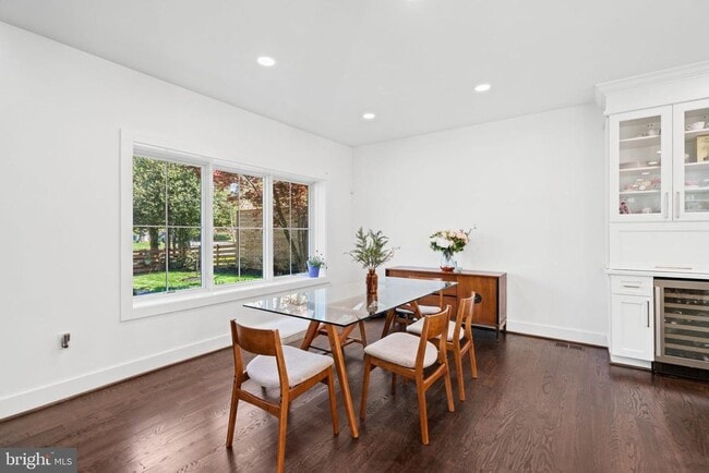 Building Photo - 6202 Massachusetts Ave