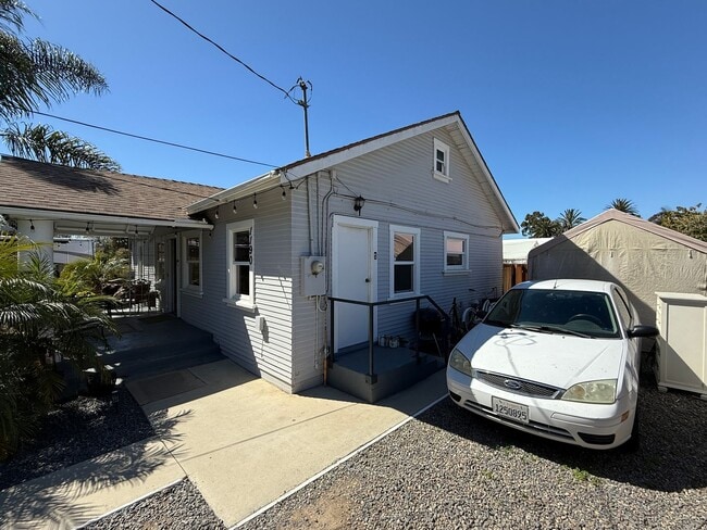 Building Photo - Carlsbad Home across from Holiday Park