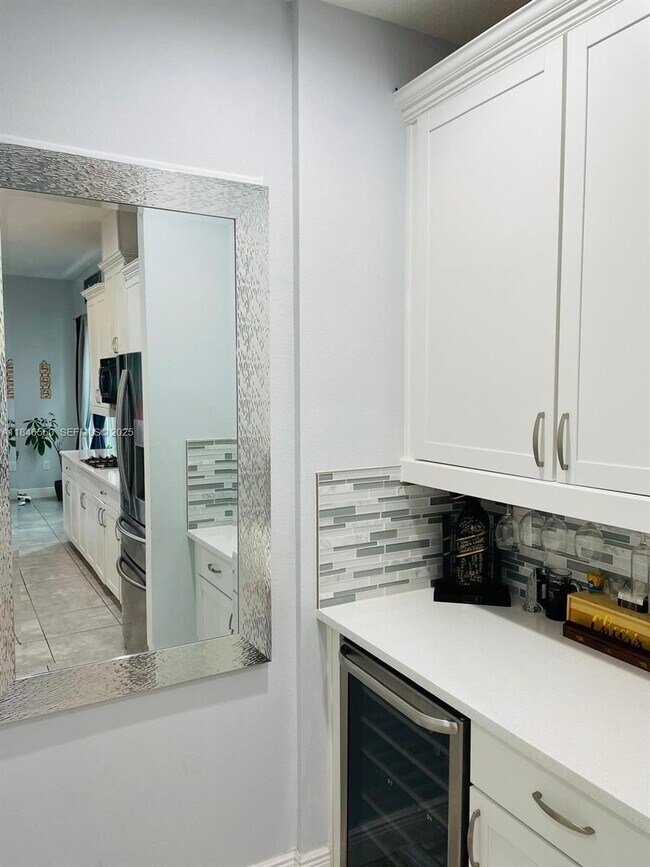 Building Photo - 7254 Desert Mandarin St