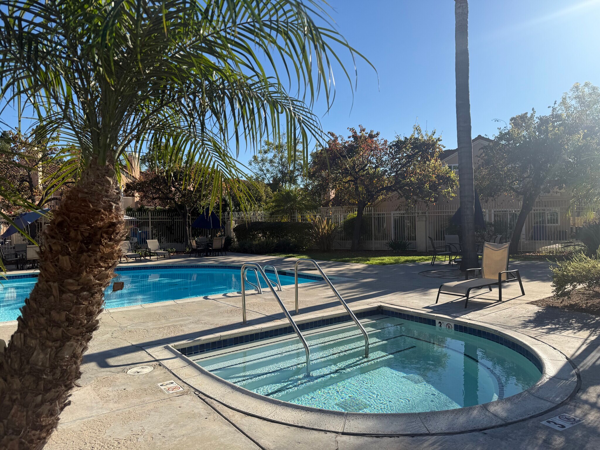 Building Photo - 2109 Northshore Dr