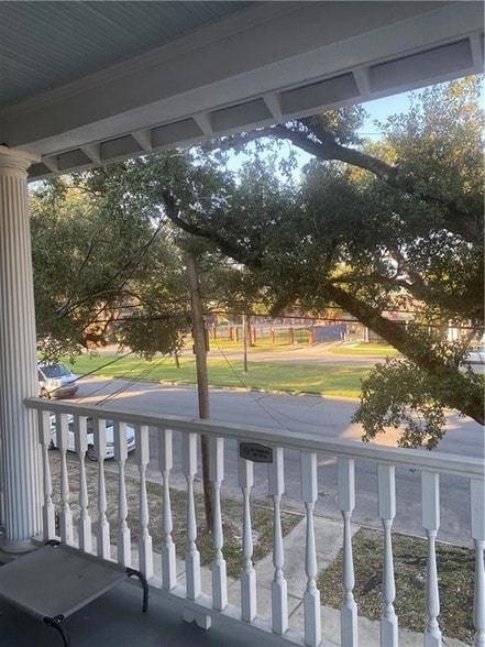 Building Photo - 3910 Canal St