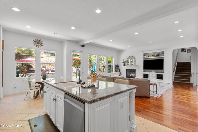 Building Photo - 1729 Bluesage Ct
