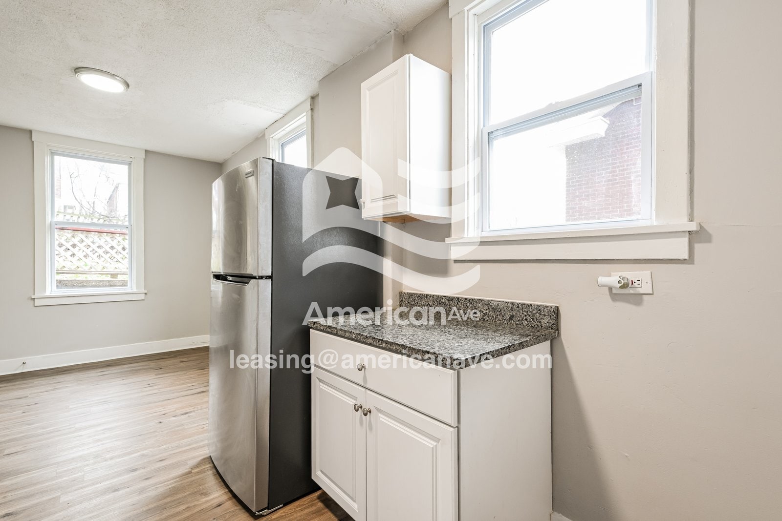 Building Photo - 3013 Pyramid Ave