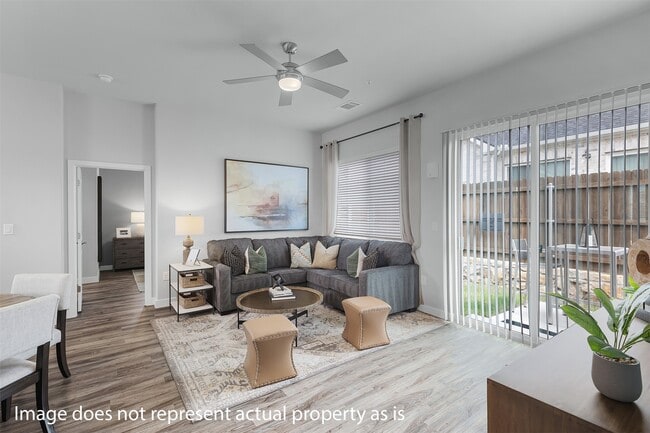 Building Photo - 5521 Wild Acrs