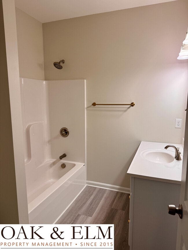 Building Photo - Beautiful 3 Bedroom Home in Prime Middletown Location Near Anchorage built in 2019!