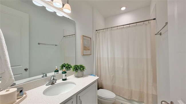 Building Photo - 5723 Cattle Rnch Dr