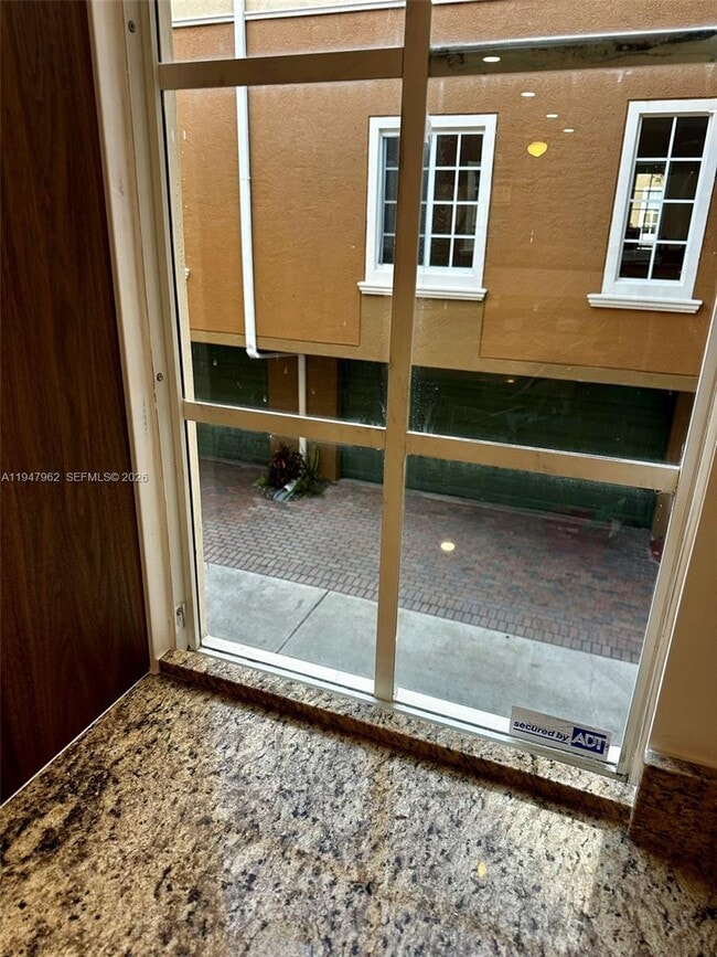 Building Photo - 2941 NE 185th St