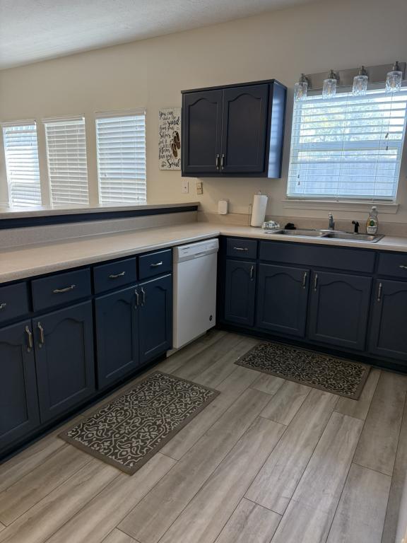 Building Photo - 7908 Sunset Ave