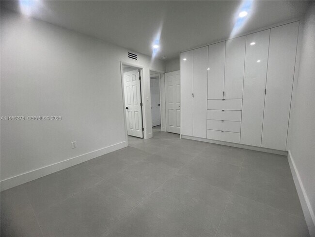 Building Photo - 13380 NW 32nd Ave