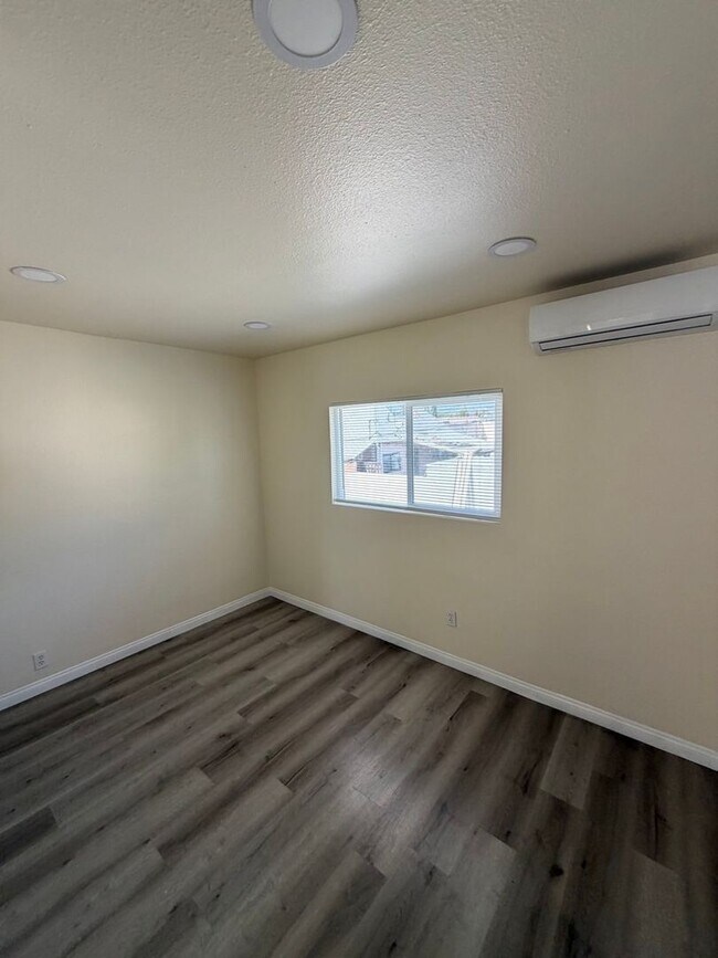 Building Photo - Bradshawe