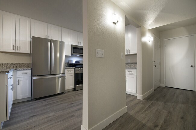 Building Photo - TOTALLY RENOVATED Summerlin Condo - Lake Mead/Buffalo * 2 Bedroom 2 Bath