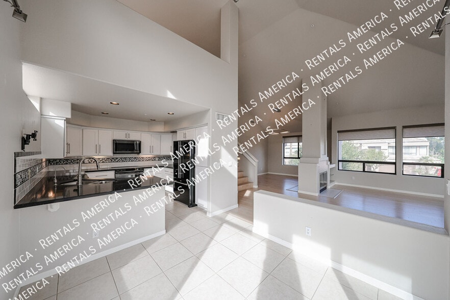 Building Photo - 7400 E Gainey Club Dr