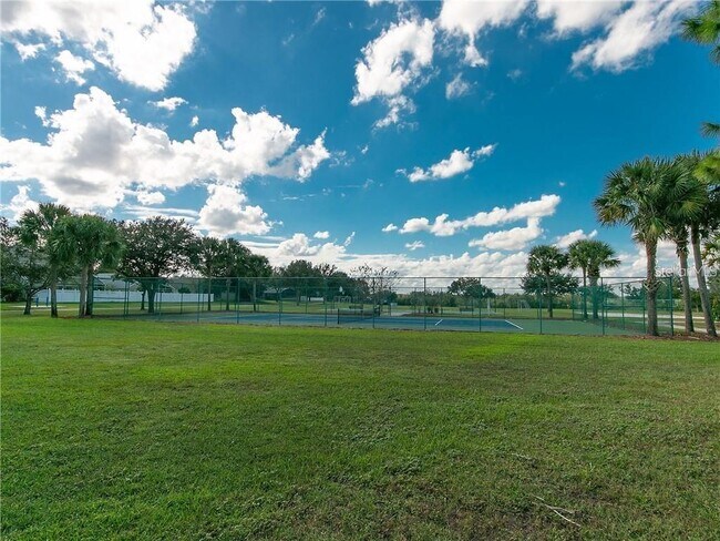 Building Photo - 15903 Bay Vista Dr