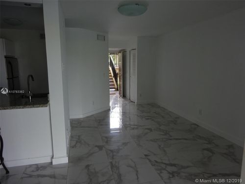 Building Photo - 10015 NW 46th St