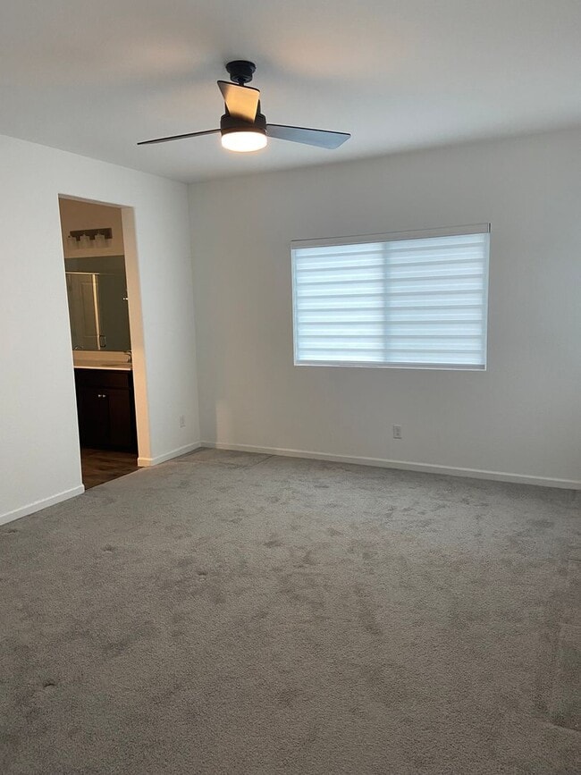 Building Photo - Cozy 3bdrm, 3 bath home in Rancho Cordova