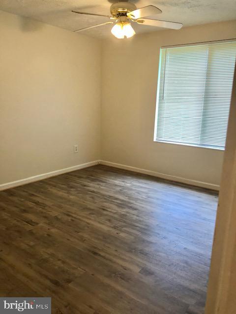 Building Photo - 3500 Kingsley Ct
