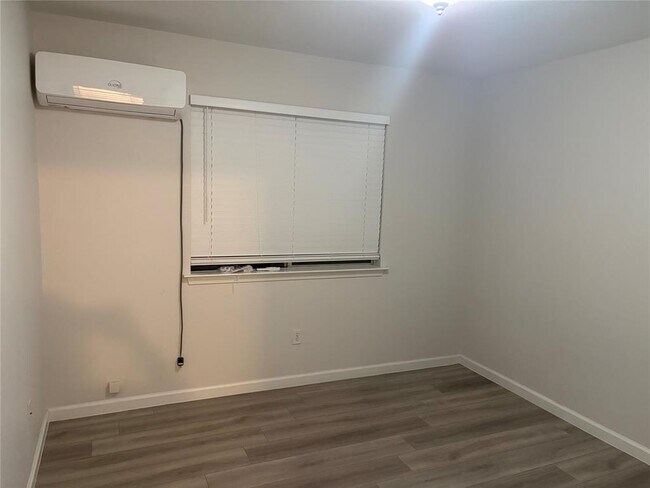Building Photo - 11502 Quarter Horse Trail