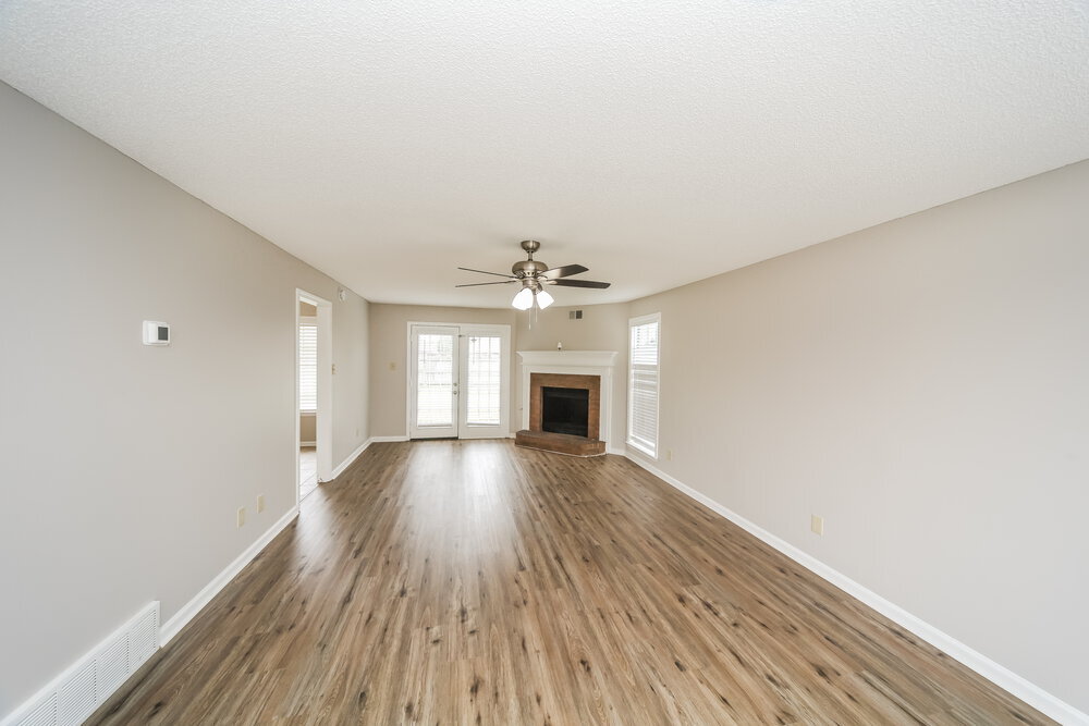 Building Photo - 4320 Whispering Bend Cove N