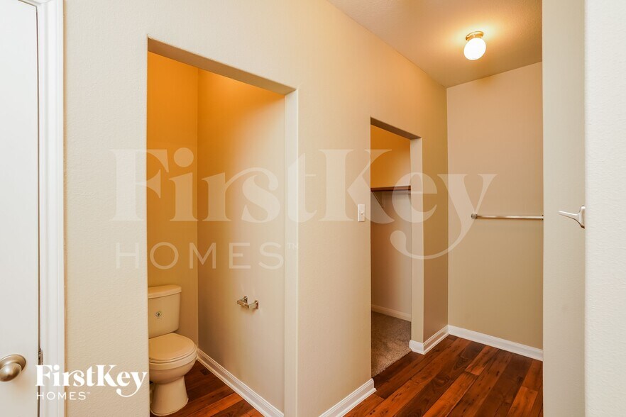 Building Photo - 9439 Ruby Mist Dr