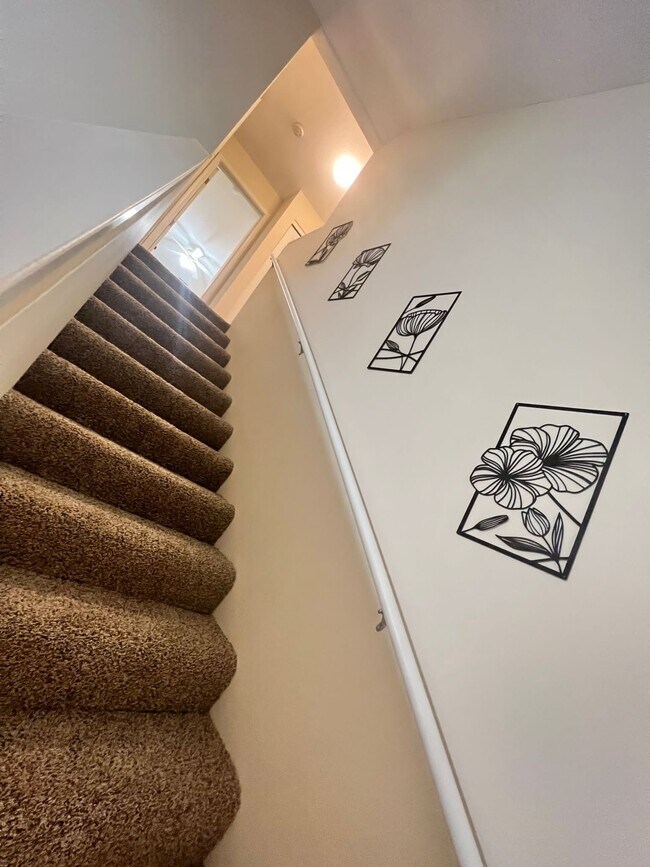 Building Photo - 1511 Legend Trail Dr