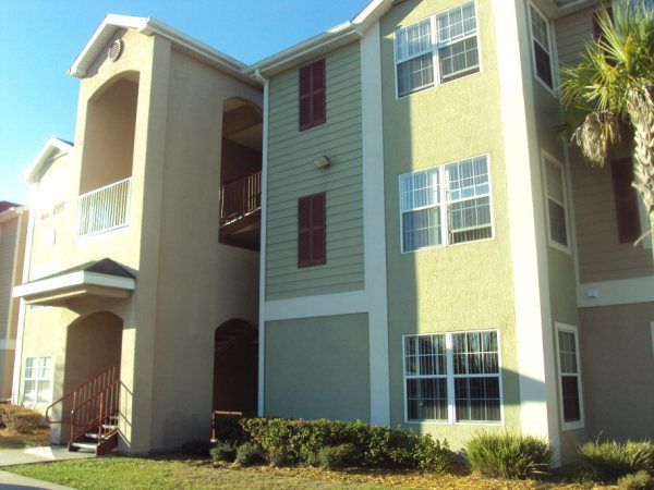 Building Photo - 6400 Camellia Garden Dr