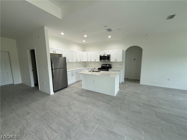 Building Photo - 2809 Darlene Pl