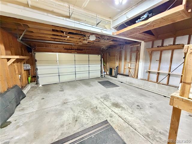 Building Photo - 652 Longfellow Ln