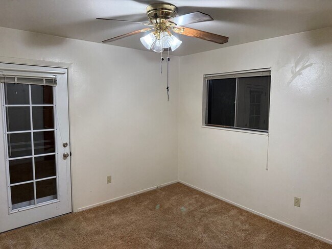 Building Photo - Quiet 2BR Foothills Home