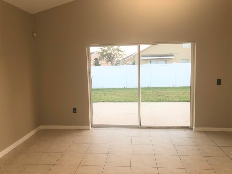 Building Photo - 1092 Hacienda Cir