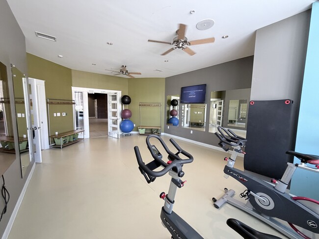 Building Photo - 5613 Freewill Ln