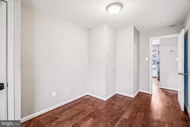 Building Photo - 3720 Harmon Ave