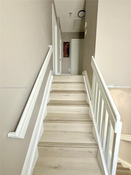 Building Photo - 16262 SW 139th Ct