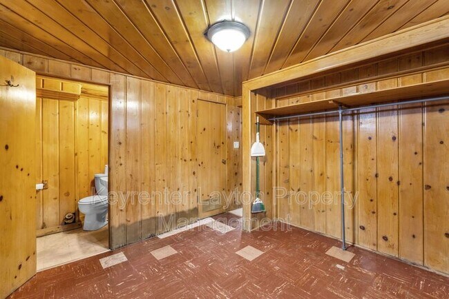 Building Photo - 12 Lakeview Drive