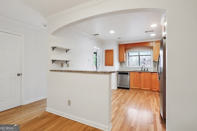 Building Photo - 1245 S Ponce De Leon Ave NE