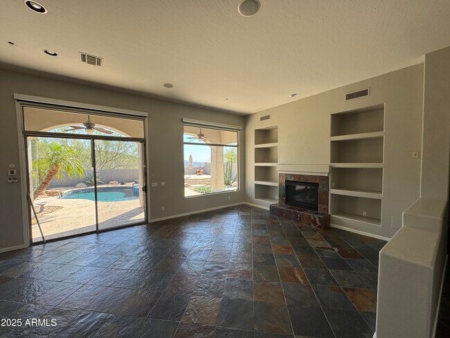 Building Photo - 11327 E Beck Ln