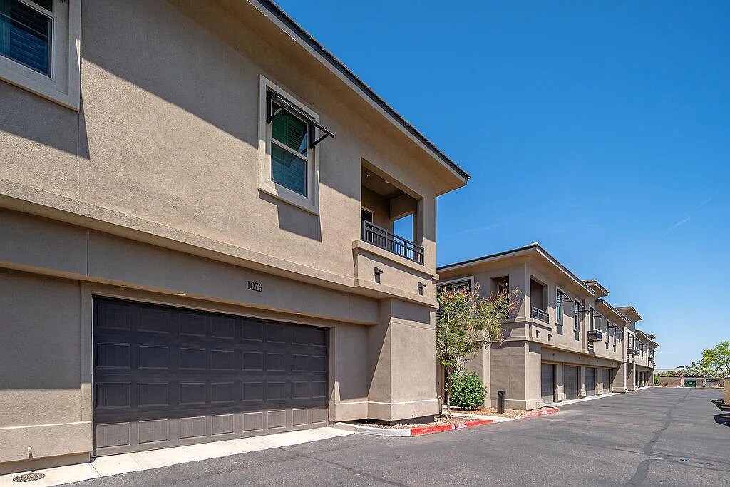 Building Photo - 6429 E Thomas Rd