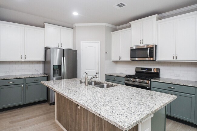 Building Photo - 9316 Colonial Bent Pl