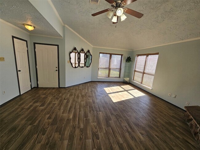 Building Photo - 8319 Wind Veil Dr