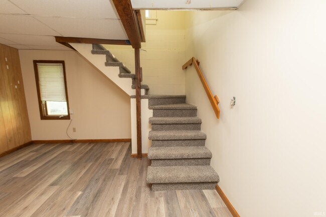 Building Photo - 1203 S Fess Ave