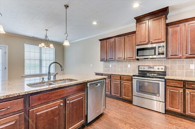 Building Photo - 835 Williford Run Dr