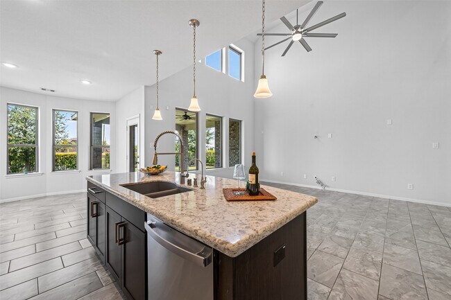 Building Photo - 923 Orange Zest Ln