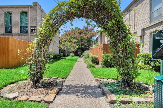 Building Photo - 4633 Wild Indigo St