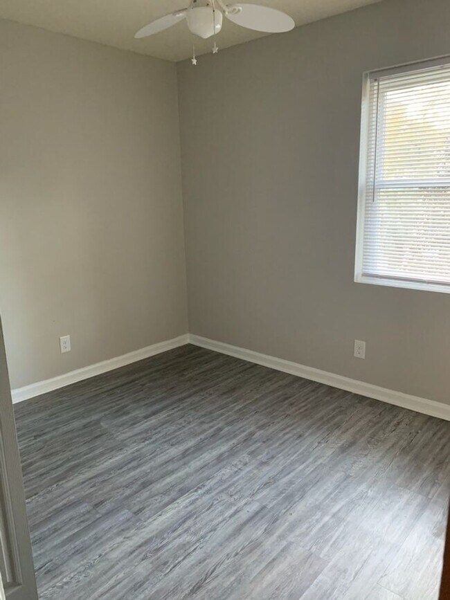 Building Photo - Coming Soon!