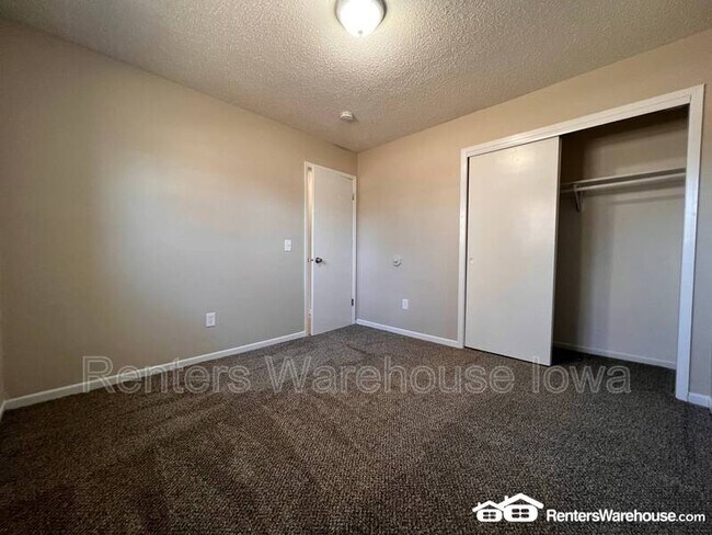 Building Photo - 917 Maury St