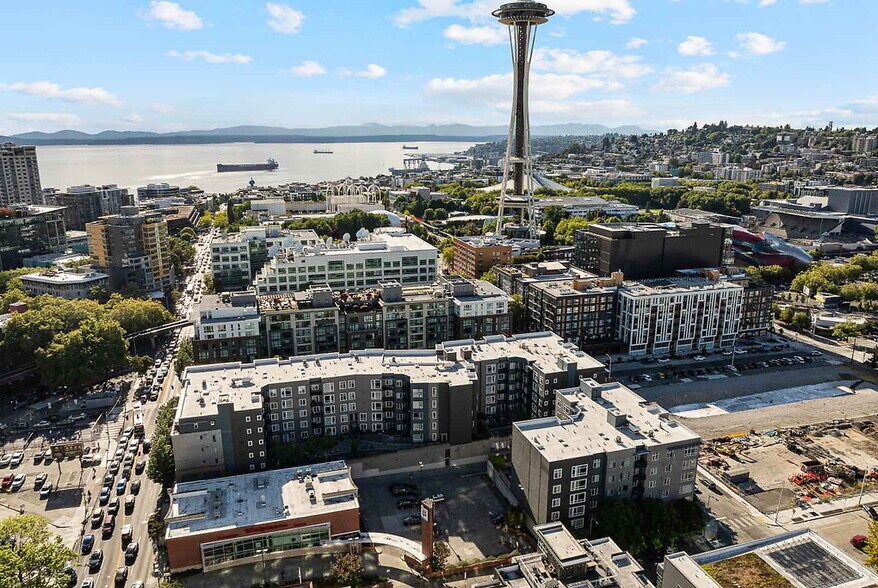 Building Photo - Taylor 28