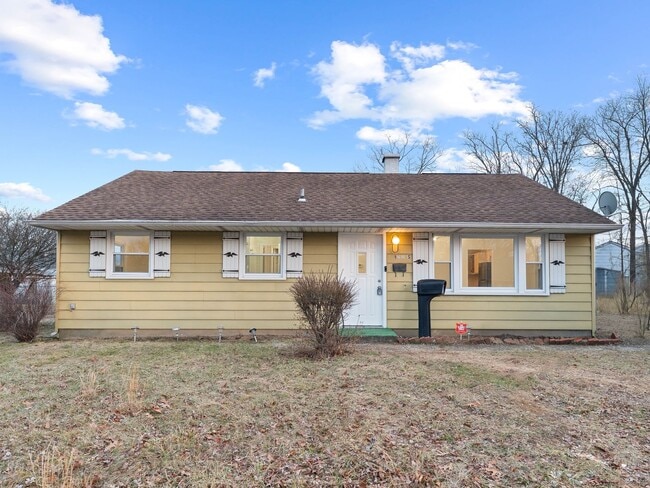 Building Photo - Fully Renovated 4-Bedroom Home with Large Fenced Yard in Clayton