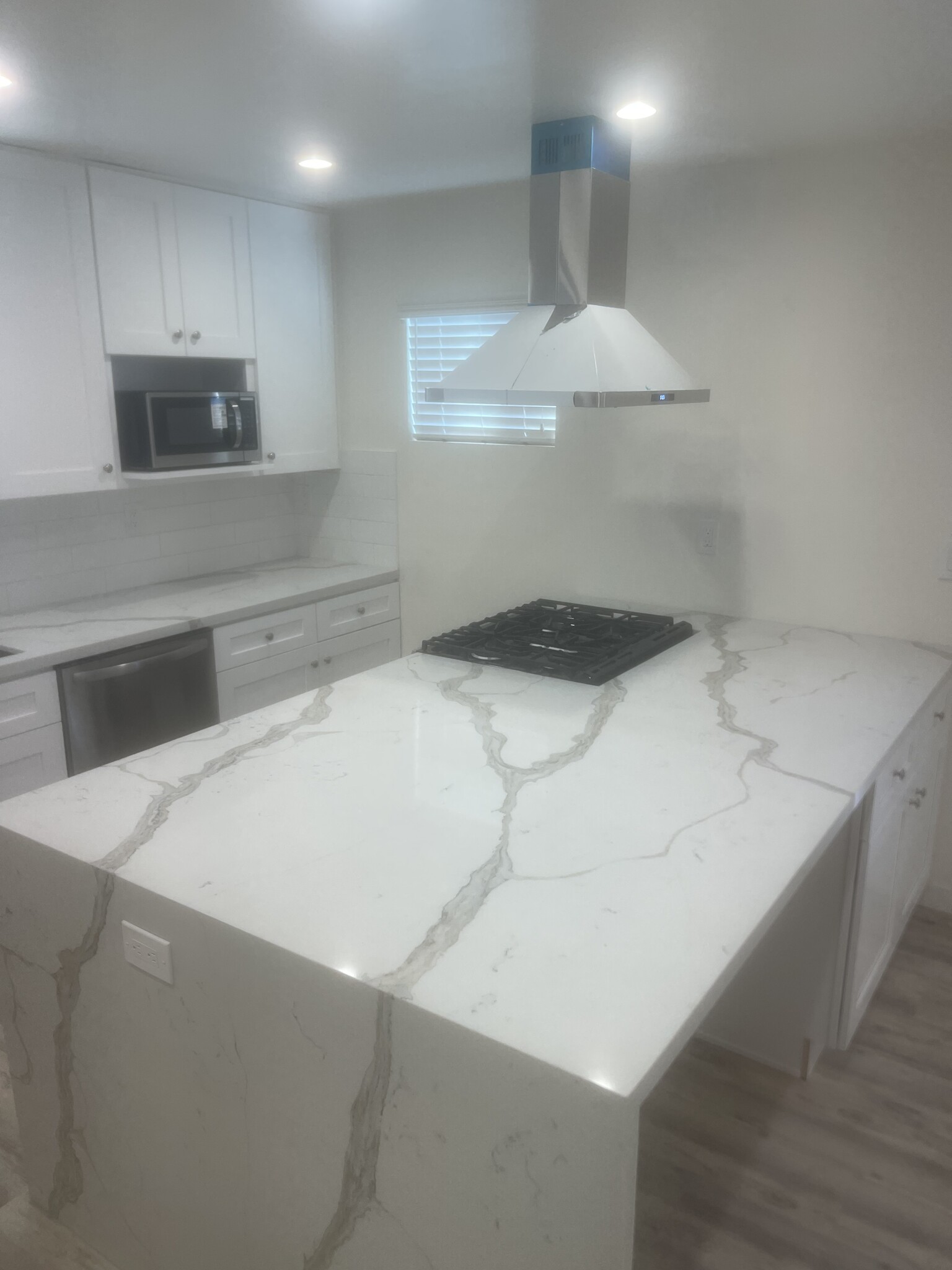 kitchen - 3521 W 59th St