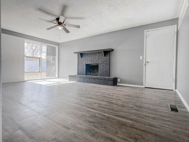 Building Photo - 2505 47th St