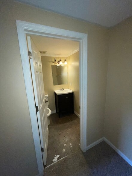 Building Photo - 10562 Toulon Dr