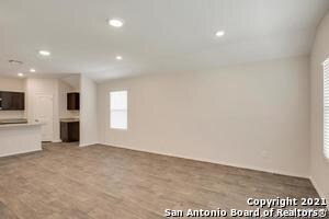 Building Photo - 728 Armadillo Dr